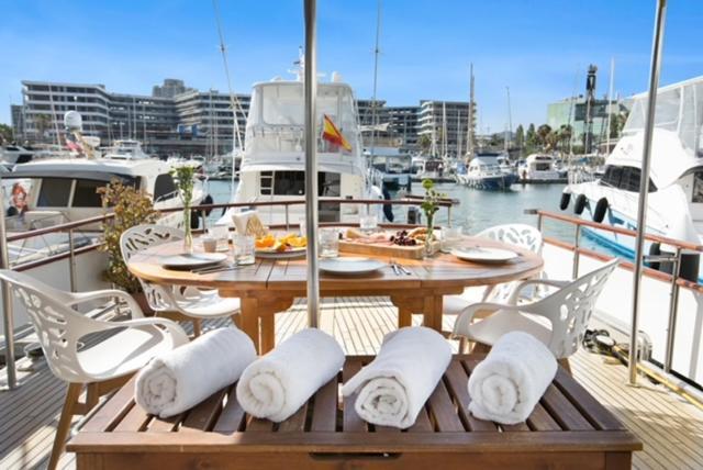 Charming Boat In Barcelona - Perfect Getaway Hotel Sant Adria de Besos Exterior foto