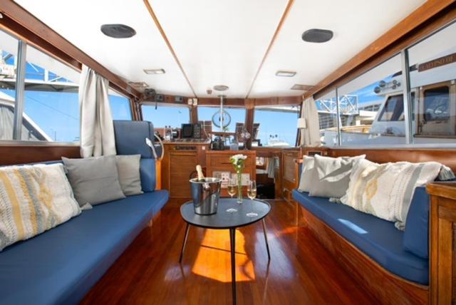 Charming Boat In Barcelona - Perfect Getaway Hotel Sant Adria de Besos Exterior foto